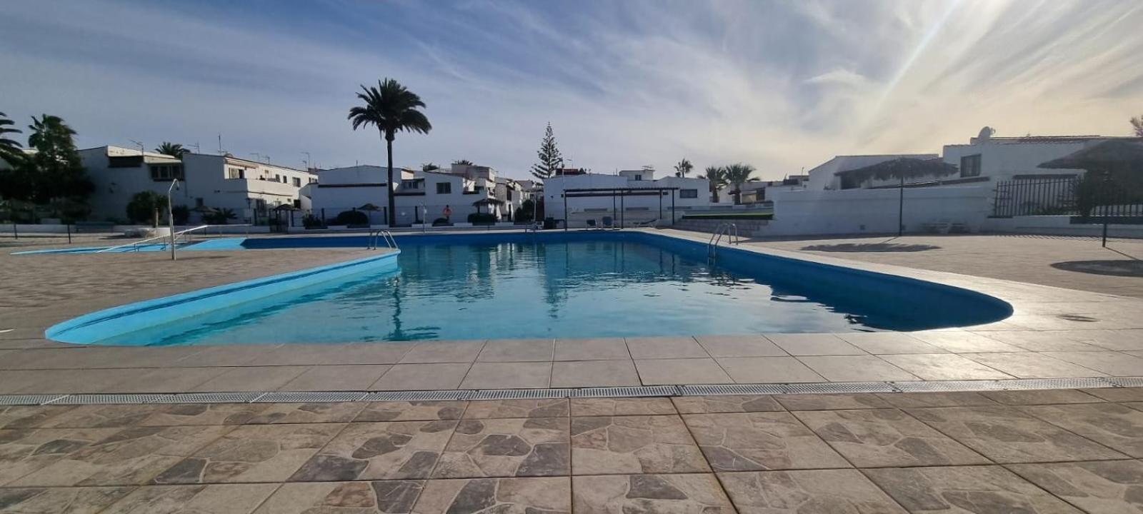 2 Camere Splendida Casa Vacanze In Tenerife Del Sur Casa Trilly อาโรนา ภายนอก รูปภาพ