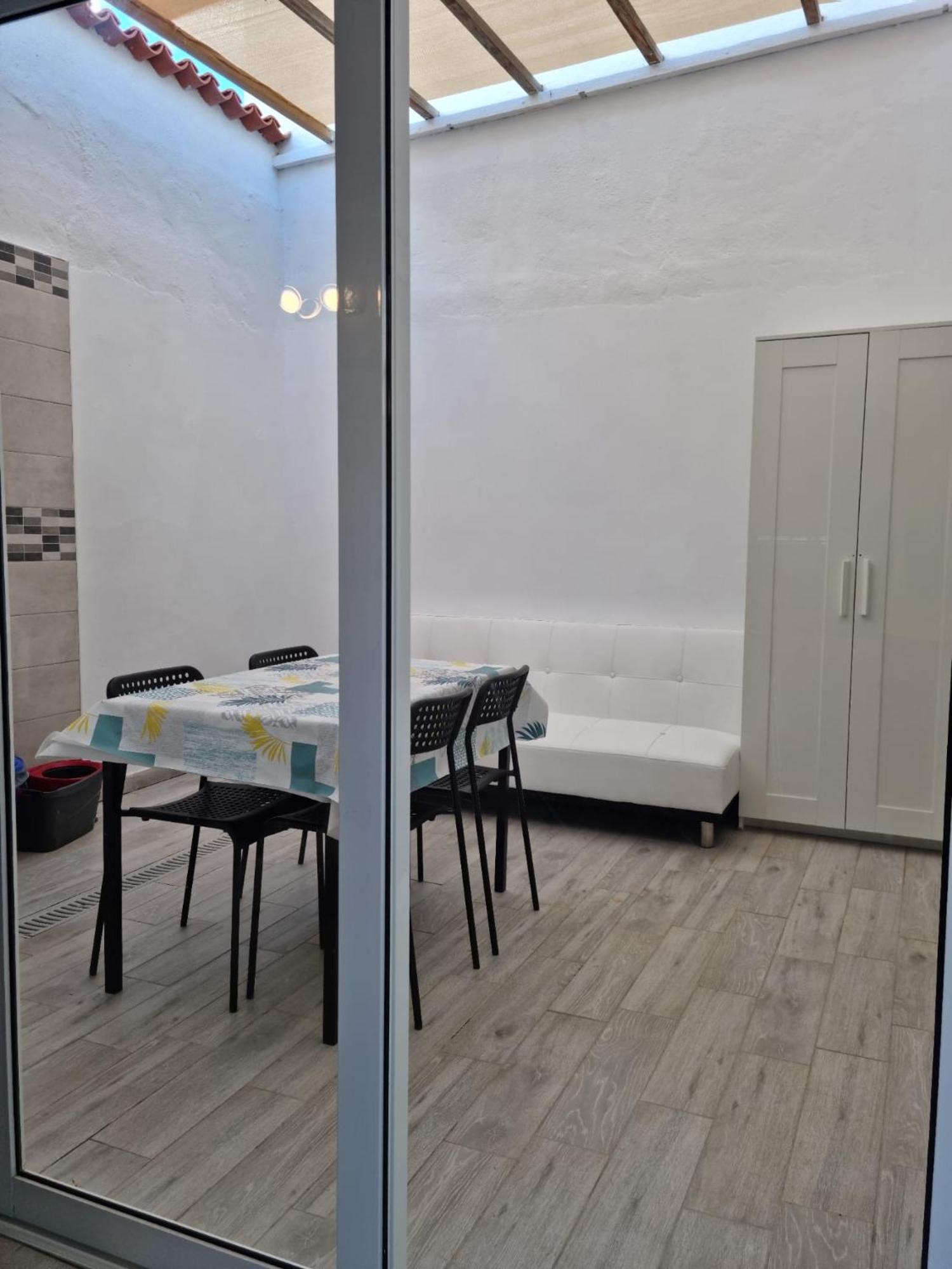 2 Camere Splendida Casa Vacanze In Tenerife Del Sur Casa Trilly อาโรนา ภายนอก รูปภาพ